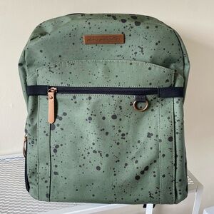 Petunia pickle bottom 2 in 1 provisions backpack / diaper bag / pump bag